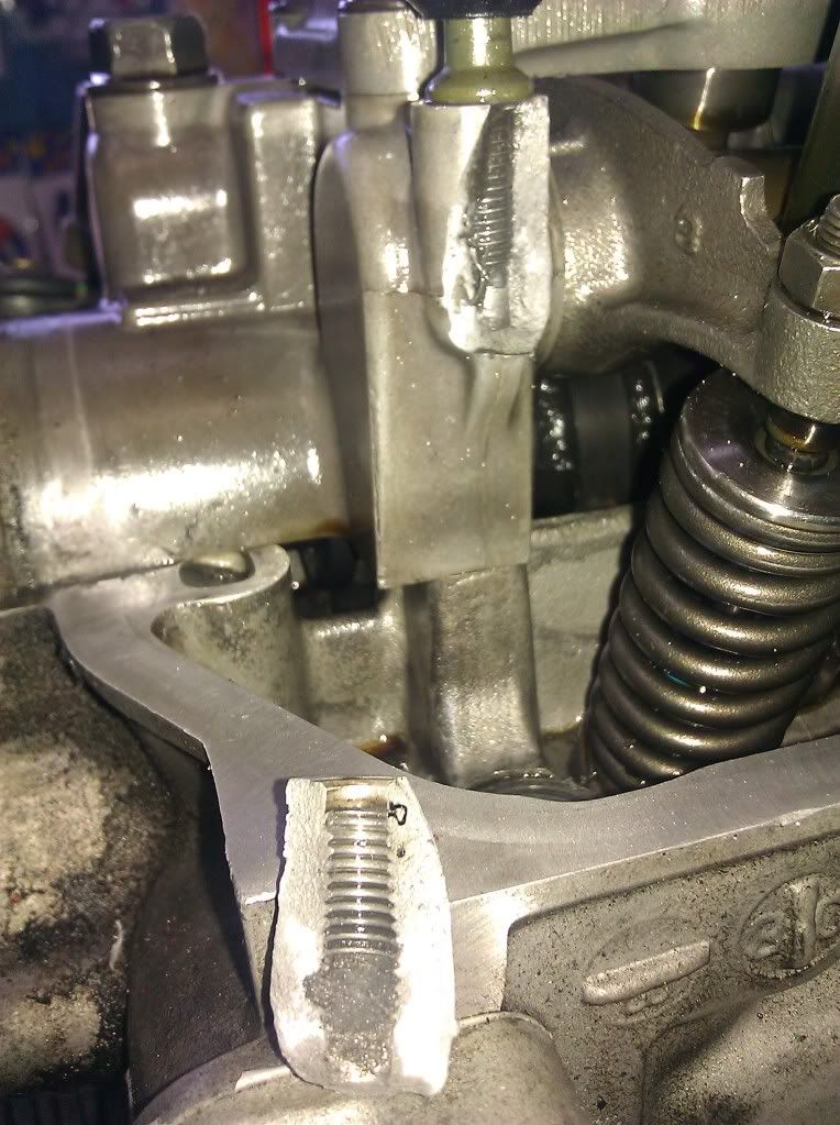 Broken Valve cover bolt!! Honda D Series Forum