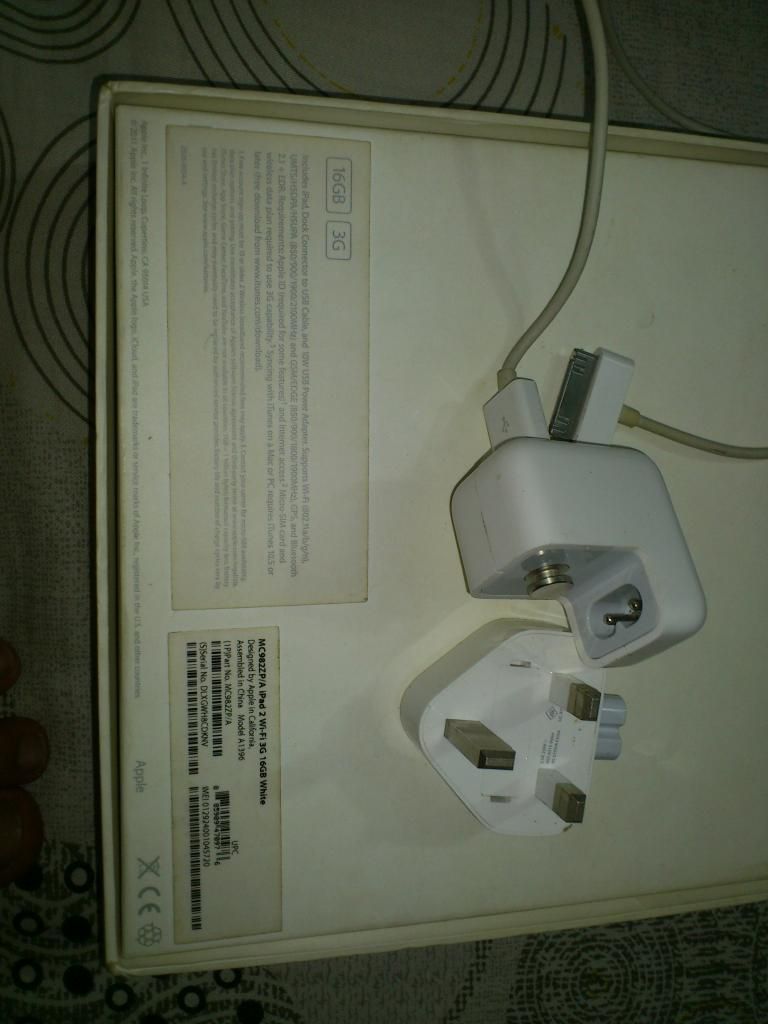 Ipad 2 wifi-3G-16G-fullbox-sạc cáp zin-bản ZP/A-->5tr700 - 4